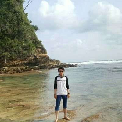 Daus
