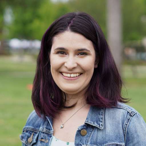 Liz Navarro
