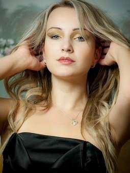 Andrea Lewis