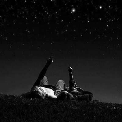 Tunjuk satu bintang💫🖤