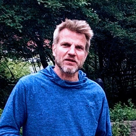 Magnus Helander