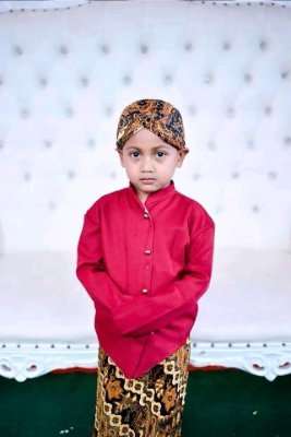 Aderan Senyumane ToetToet