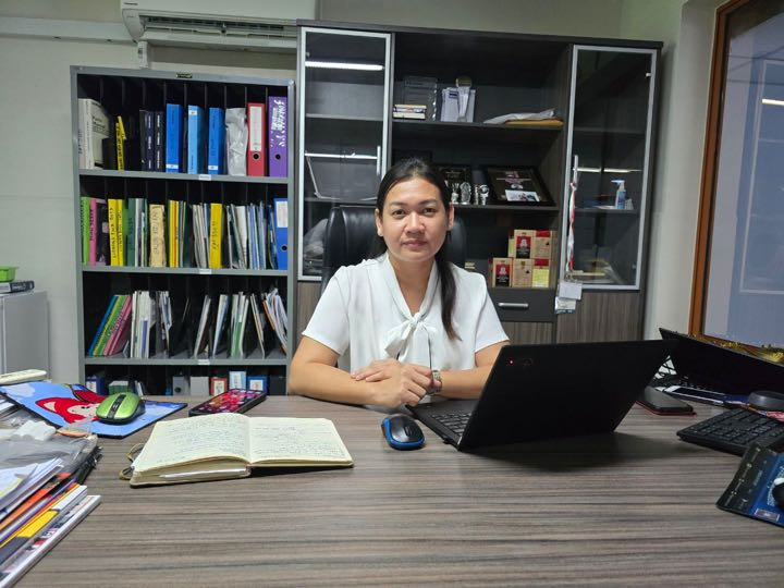 HQ_H.Manager Bopha